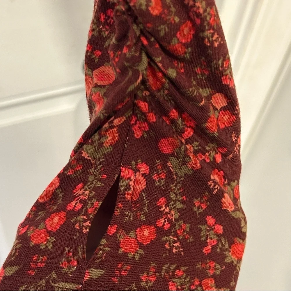 Free People Kaya Printed Keyhole Bodysuit red floral, Boho, Cottagecore, Sz Lg